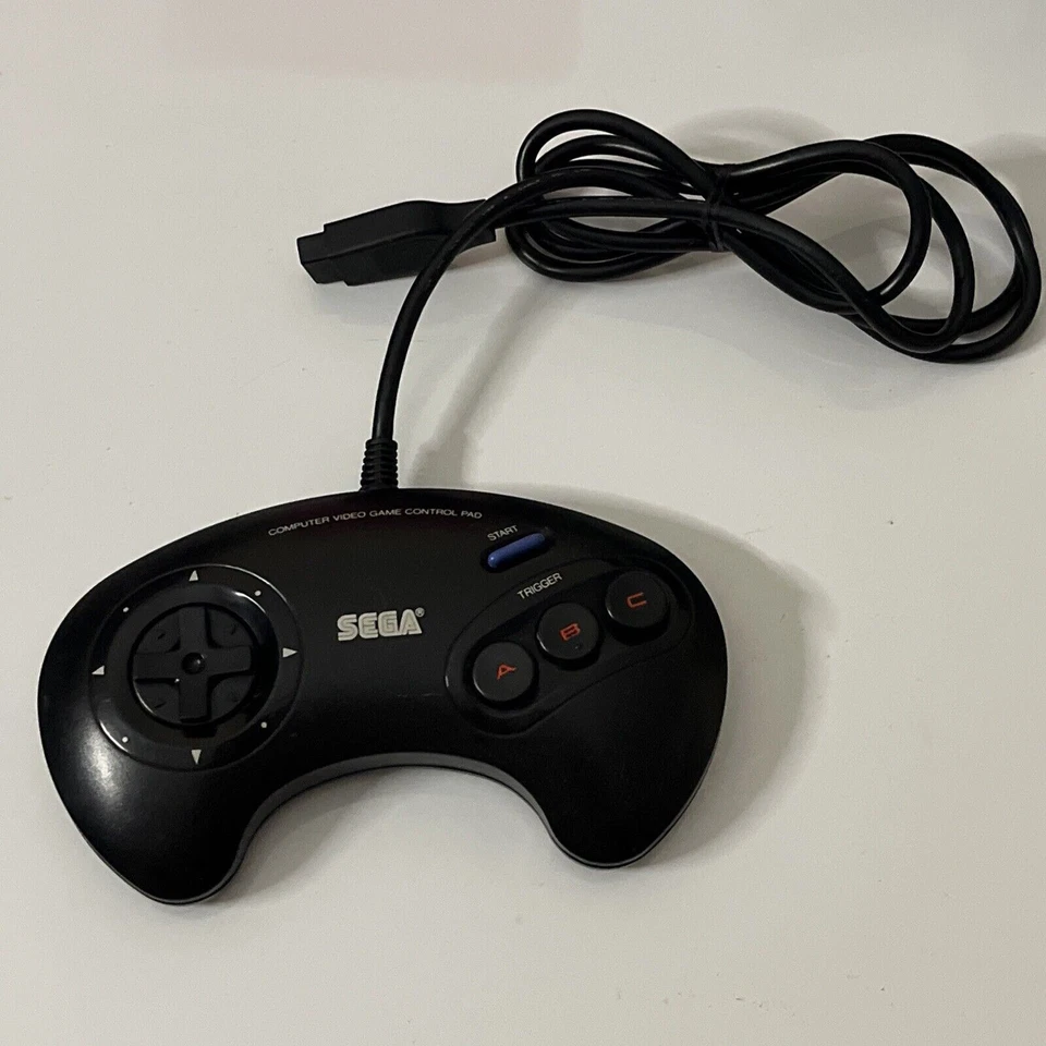 Controle conectado a um Sega Mega Drive